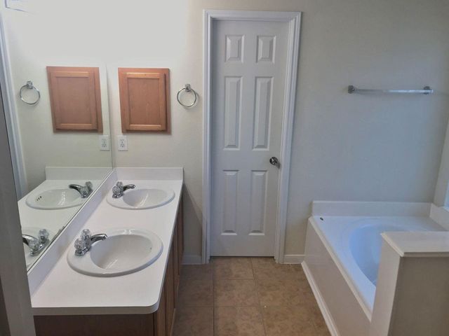 17406 Hoover Gardens Drive, Houston, TX 77095