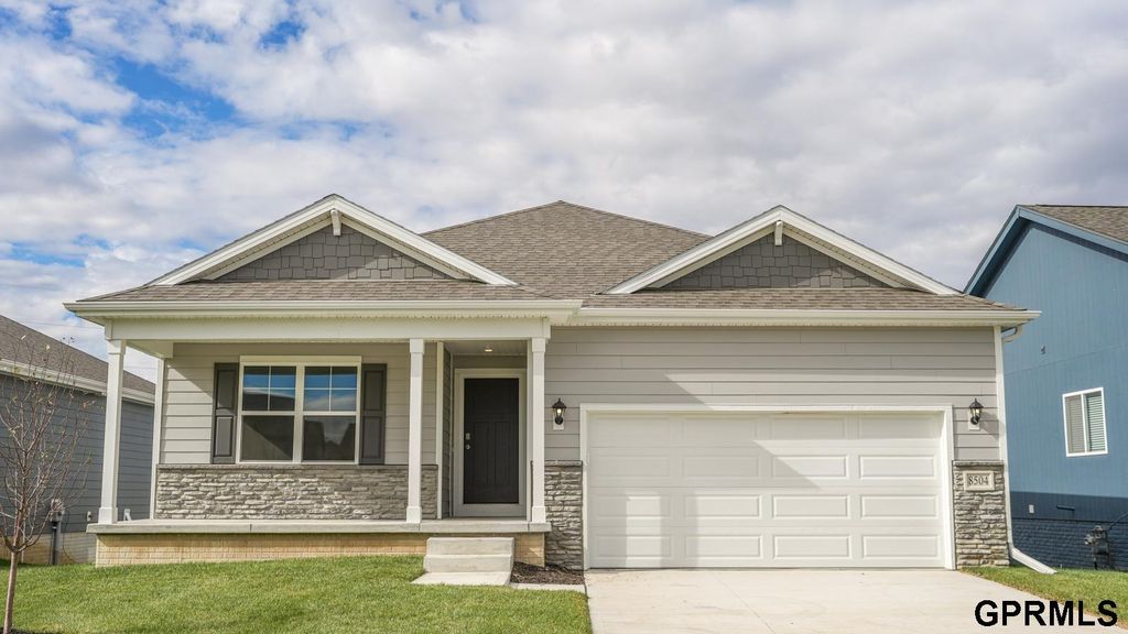 13717 Vane Street, Omaha, NE 68142