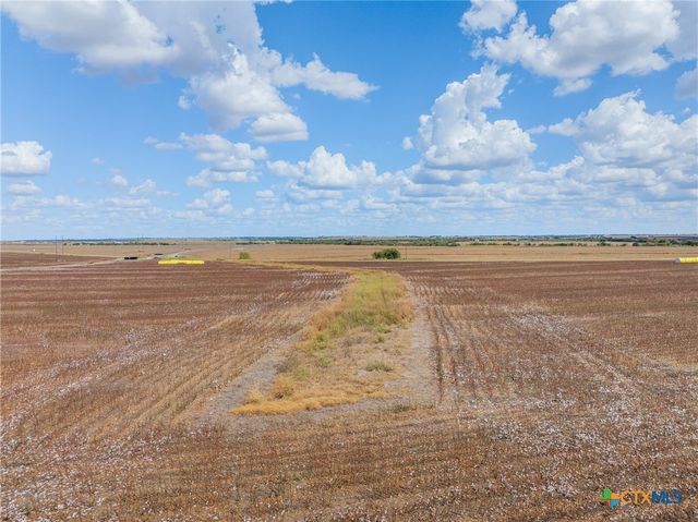 000 Wells Lane, Manor, TX 78653