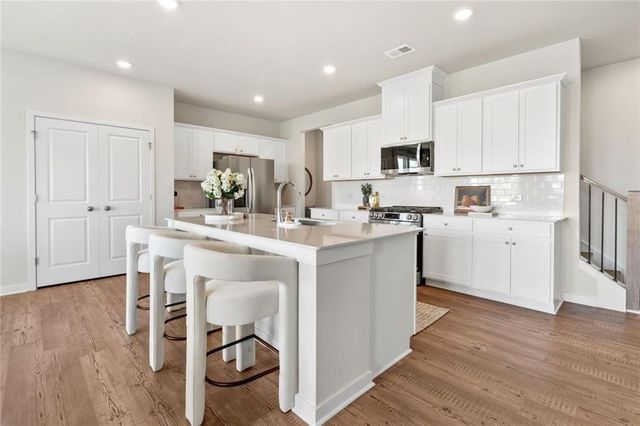 1307 Farmers Loop 6, Austell, GA 30106