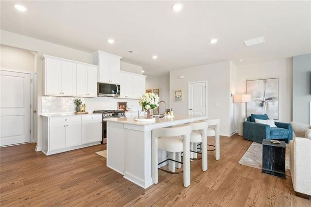 1307 Farmers Loop 6, Austell, GA 30106