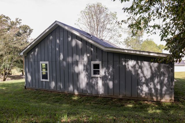 3185 Prospect Rd, Pulaski, TN 38478