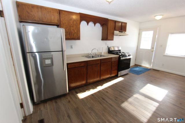 24 Brook Street, Seymour, CT 06483