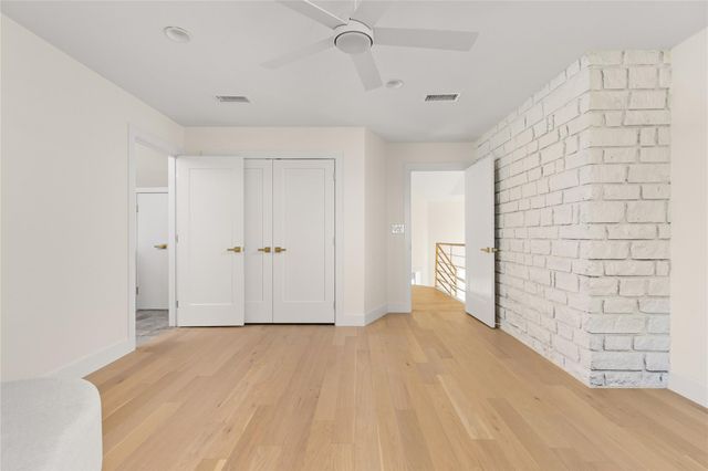 310 Golf Crest LN, Lakeway, TX 78734