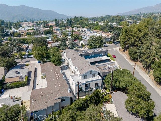 1961 Waltonia Drive 101, Montrose, CA 91020