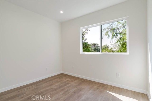 1961 Waltonia Drive 101, Montrose, CA 91020