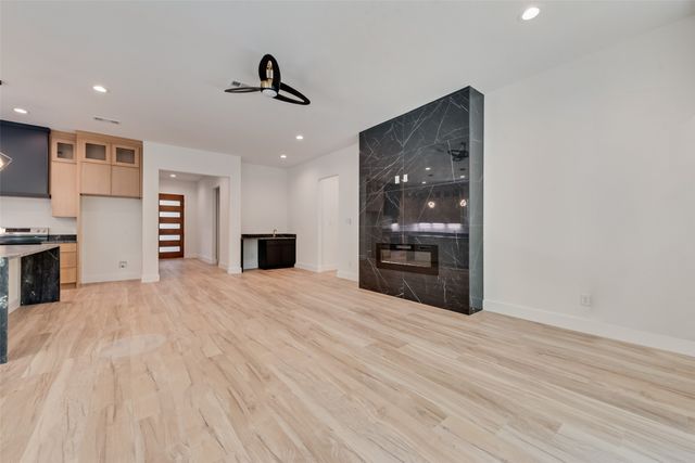 1318 Nokomis Avenue, Dallas, TX 75224