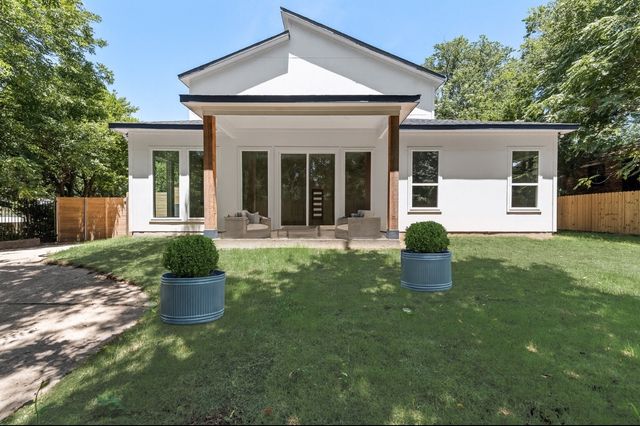 1318 Nokomis Avenue, Dallas, TX 75224