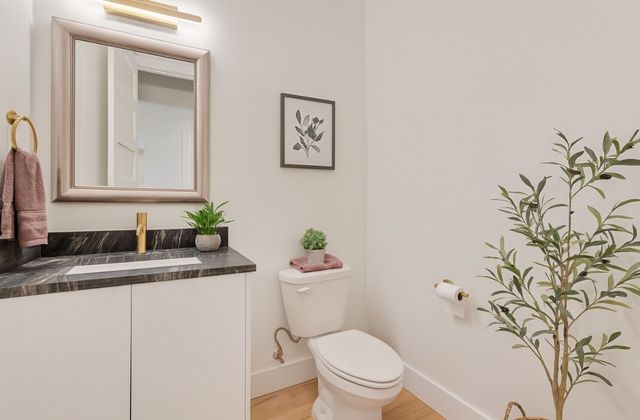 1318 Nokomis Avenue, Dallas, TX 75224