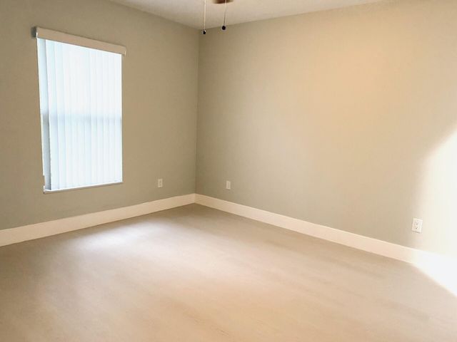 3901 Gulfstream Road 2 B, Lake Worth Beach, FL 33461