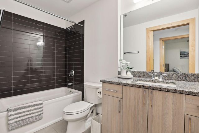 1240 S 2nd Street 308, Minneapolis, MN 55415