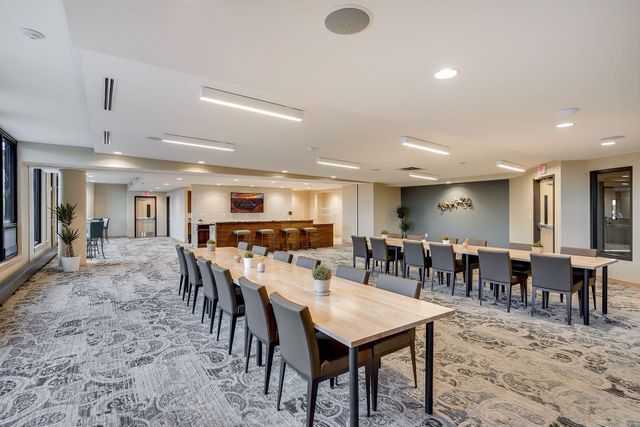 1240 S 2nd Street 308, Minneapolis, MN 55415