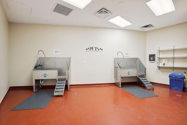 1240 S 2nd Street 308, Minneapolis, MN 55415