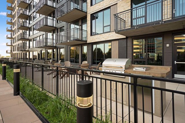 1240 S 2nd Street 308, Minneapolis, MN 55415