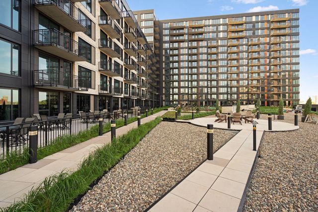 1240 S 2nd Street 308, Minneapolis, MN 55415