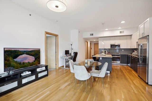 1240 S 2nd Street 308, Minneapolis, MN 55415