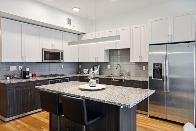 1240 S 2nd Street 308, Minneapolis, MN 55415