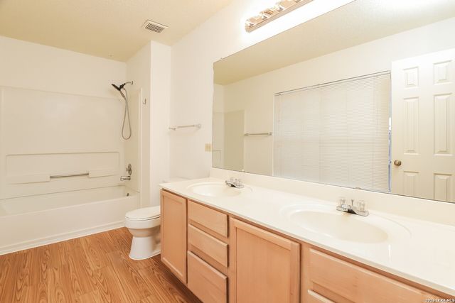 11926 Auburn Brook, San Antonio, TX 78253