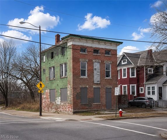 4403 Fenwick Avenue, Cleveland, OH 44113