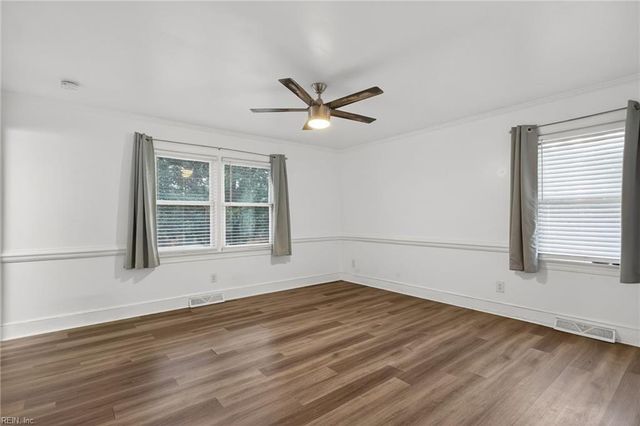 22194 Storys Station RD, Courtland, VA 23837