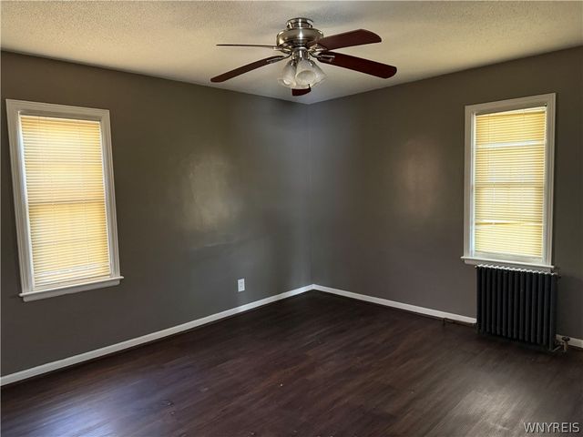 3564 Ferry Avenue, Niagara Falls, NY 14301