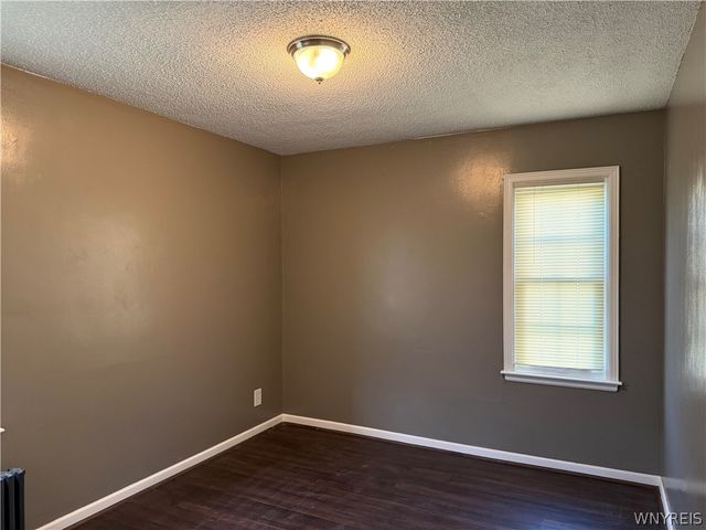 3564 Ferry Avenue, Niagara Falls, NY 14301