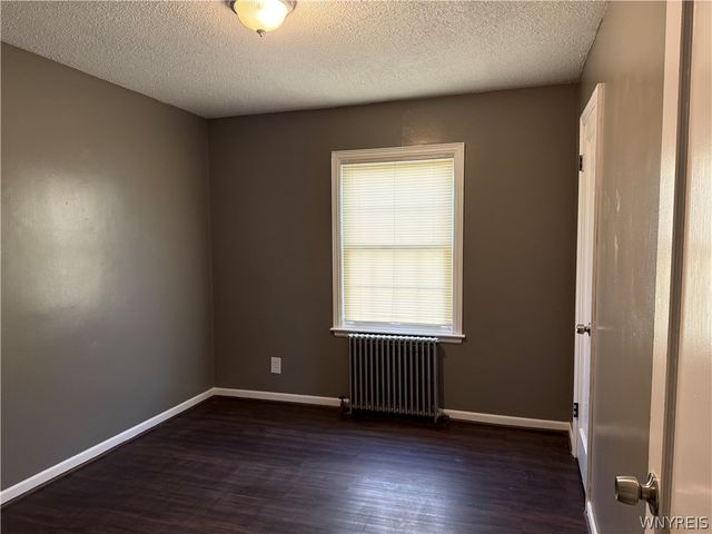 3564 Ferry Avenue, Niagara Falls, NY 14301