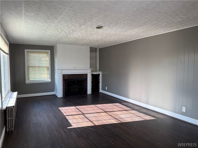 3564 Ferry Avenue, Niagara Falls, NY 14301