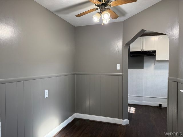 3564 Ferry Avenue, Niagara Falls, NY 14301