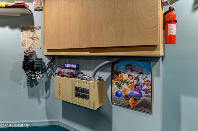 1 Shetland, Clifton Park, NY 12065