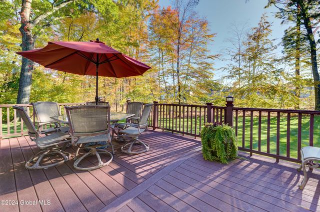 1 Shetland, Clifton Park, NY 12065