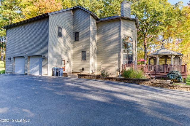 1 Shetland, Clifton Park, NY 12065