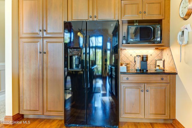 1 Shetland, Clifton Park, NY 12065