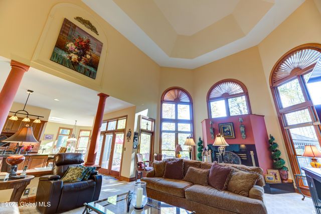 1 Shetland, Clifton Park, NY 12065