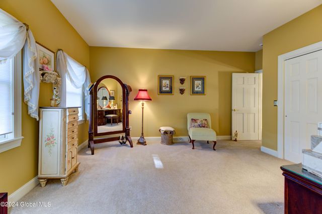 1 Shetland, Clifton Park, NY 12065