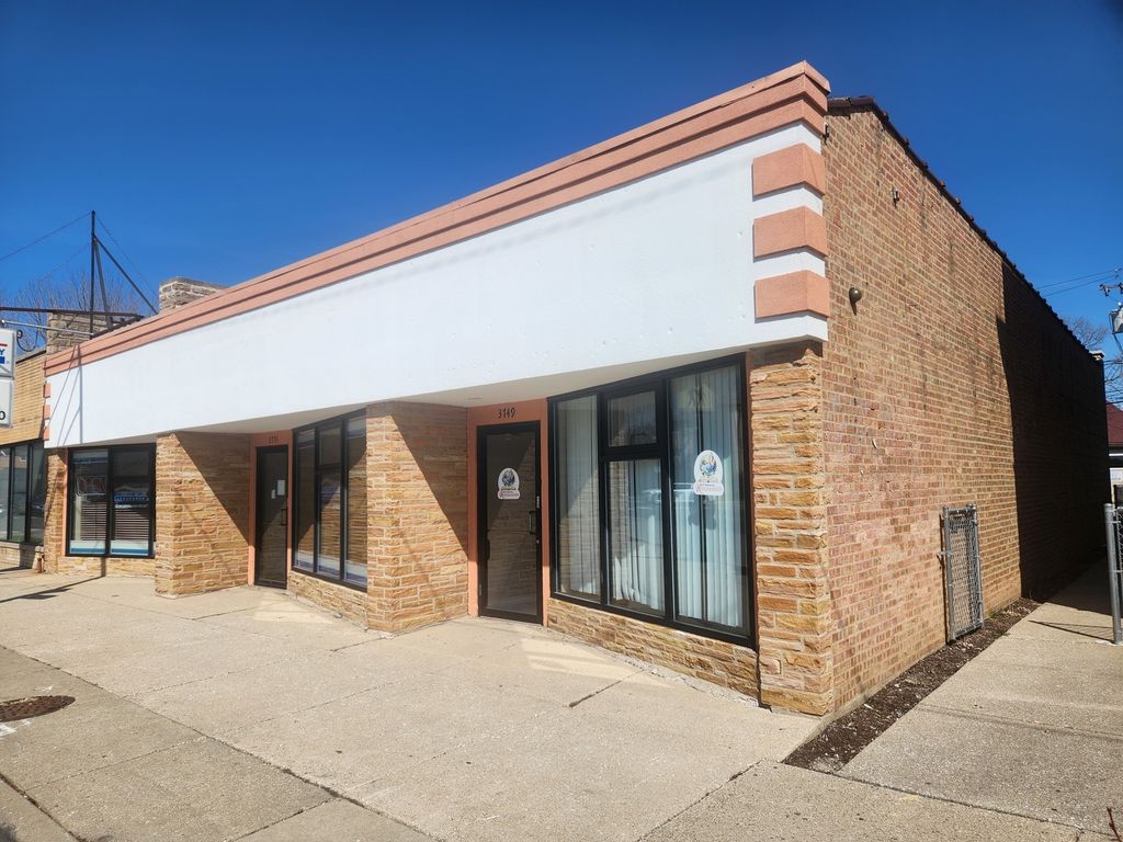 3751 N Harlem Avenue, Chicago, IL 60634