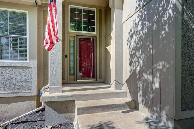 16655 W 155th Terrace, Olathe, KS 66062