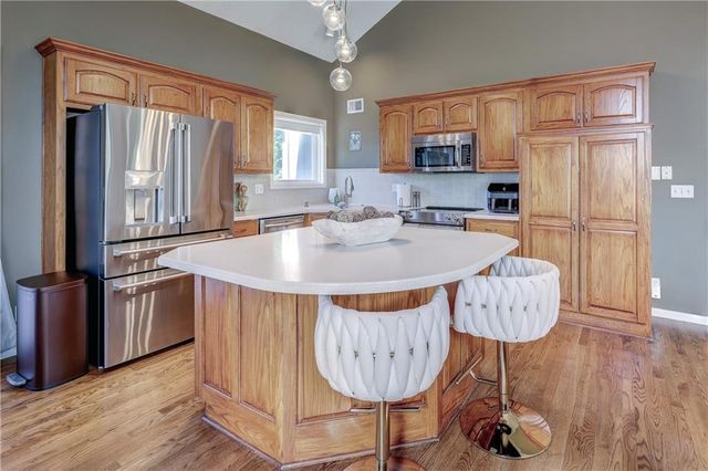 16655 W 155th Terrace, Olathe, KS 66062