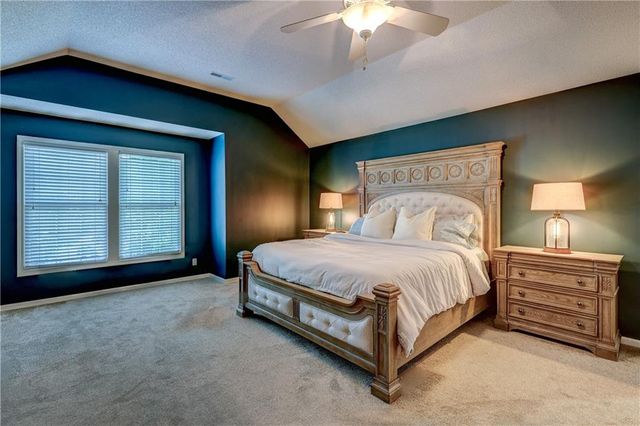 16655 W 155th Terrace, Olathe, KS 66062