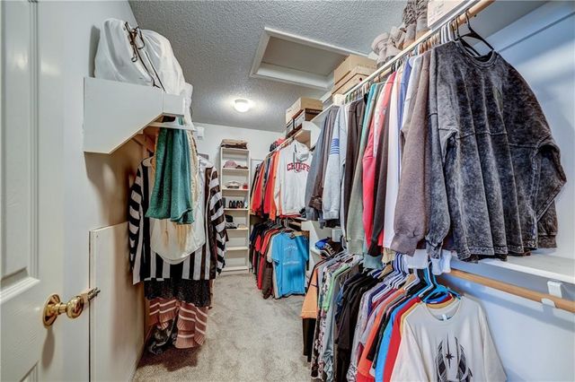 16655 W 155th Terrace, Olathe, KS 66062