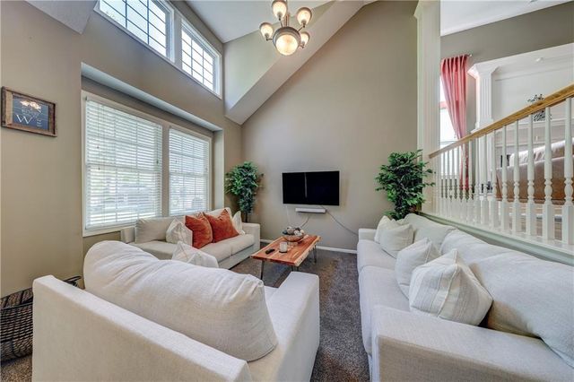 16655 W 155th Terrace, Olathe, KS 66062