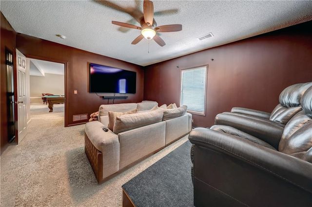 16655 W 155th Terrace, Olathe, KS 66062