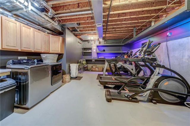 16655 W 155th Terrace, Olathe, KS 66062