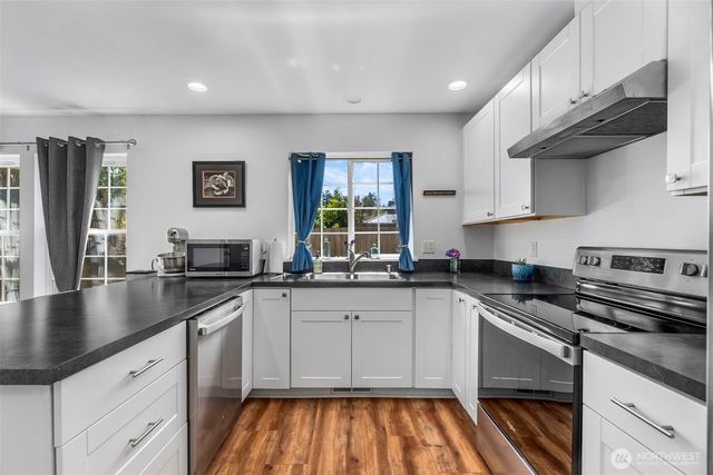 2715 28th Avenue SW, Tumwater, WA 98512