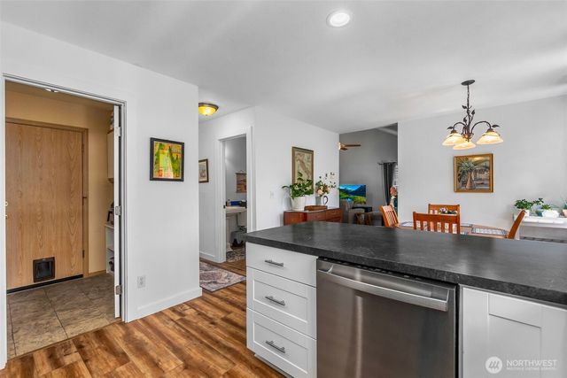 2715 28th Avenue SW, Tumwater, WA 98512