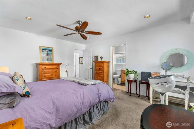 2715 28th Avenue SW, Tumwater, WA 98512