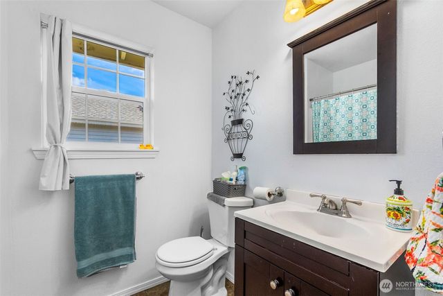 2715 28th Avenue SW, Tumwater, WA 98512