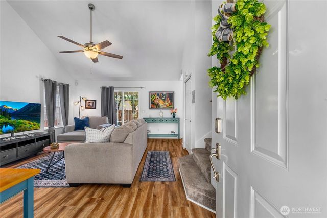 2715 28th Avenue SW, Tumwater, WA 98512