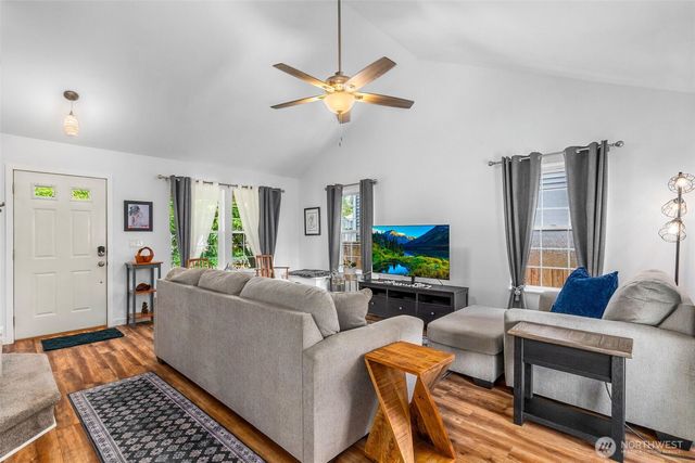 2715 28th Avenue SW, Tumwater, WA 98512