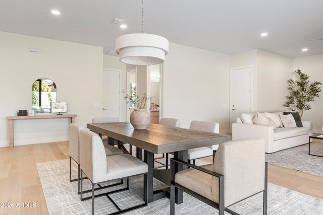 5540 E DAHLIA Drive, Scottsdale, AZ 85254